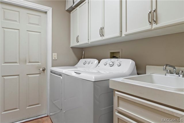 10 Sycamore Court S, Homosassa, FL 34446
