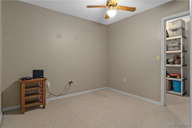 10 Sycamore Court S, Homosassa, FL 34446
