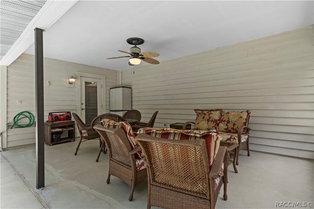 10 Sycamore Court S, Homosassa, FL 34446