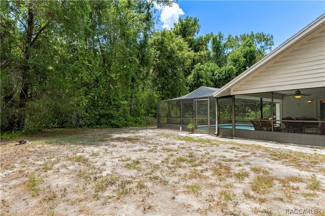 10 Sycamore Court S, Homosassa, FL 34446