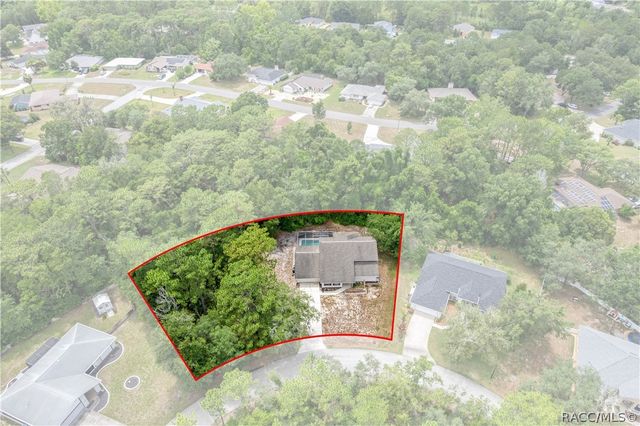 10 Sycamore Court S, Homosassa, FL 34446