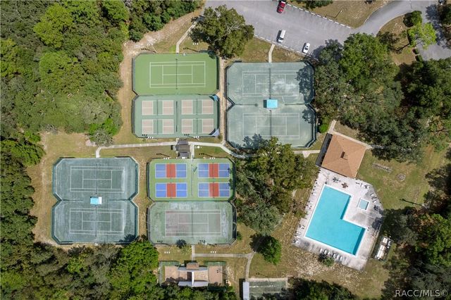 10 Sycamore Court S, Homosassa, FL 34446