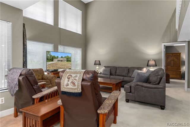 10 Sycamore Court S, Homosassa, FL 34446