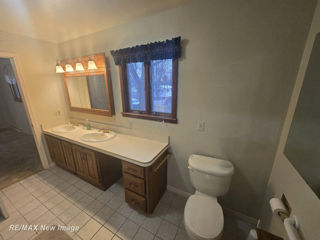 1605 Briarson Drive, Saginaw, MI 48638