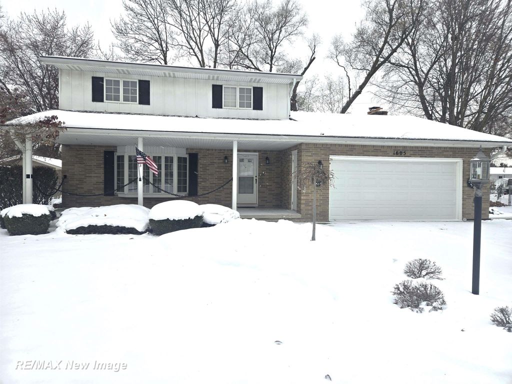 1605 Briarson Drive, Saginaw, MI 48638
