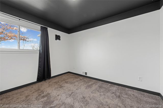 27728 Roy Street, St. Clair Shores, MI 48081