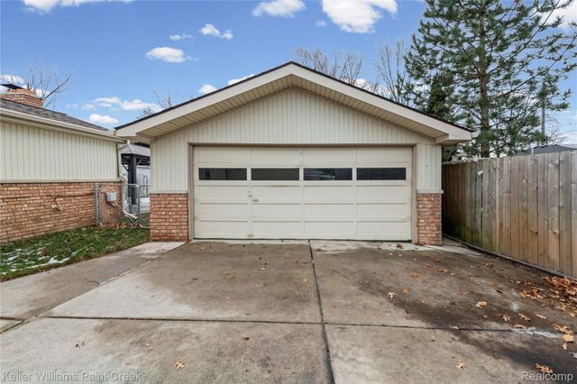 27728 Roy Street, St. Clair Shores, MI 48081