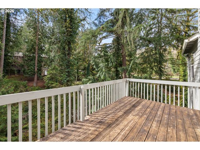 3426 Sw ARNOLD St, Portland, OR 97219