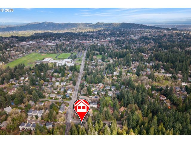 3426 Sw ARNOLD St, Portland, OR 97219