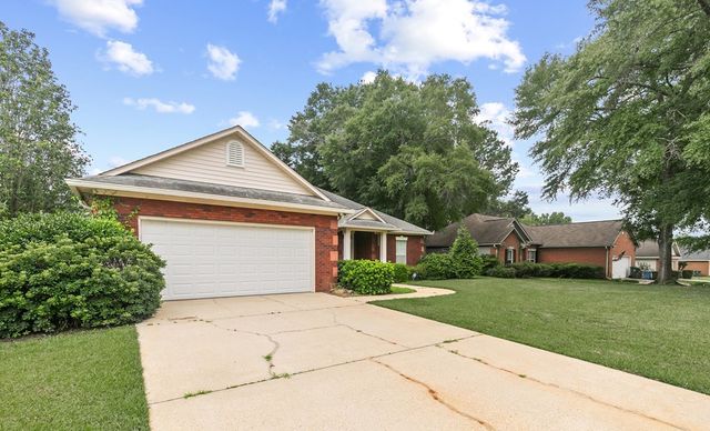 112 Belton Drive, Dothan, AL 36305