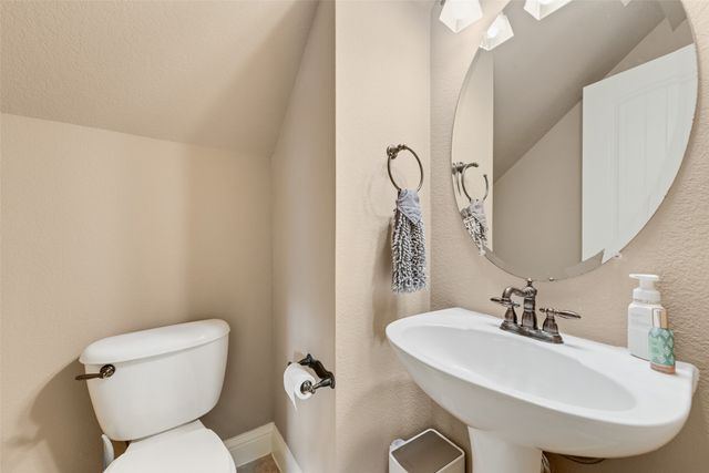 7071 Surfside Lane, Grand Prairie, TX 75054