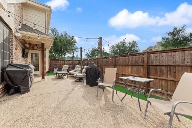 7071 Surfside Lane, Grand Prairie, TX 75054