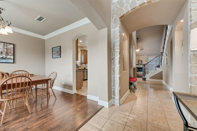 7071 Surfside Lane, Grand Prairie, TX 75054