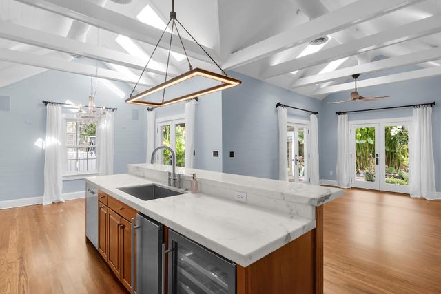 906 Southard Street, Key West, FL 33040