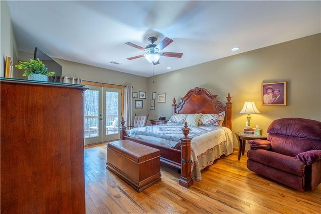 32 bern Vista, Cleveland, GA 30528