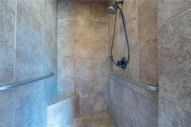 32 bern Vista, Cleveland, GA 30528