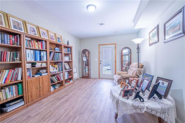 32 bern Vista, Cleveland, GA 30528