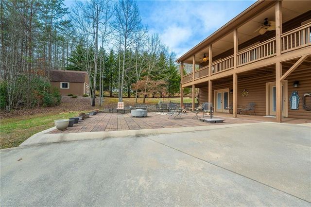 32 bern Vista, Cleveland, GA 30528