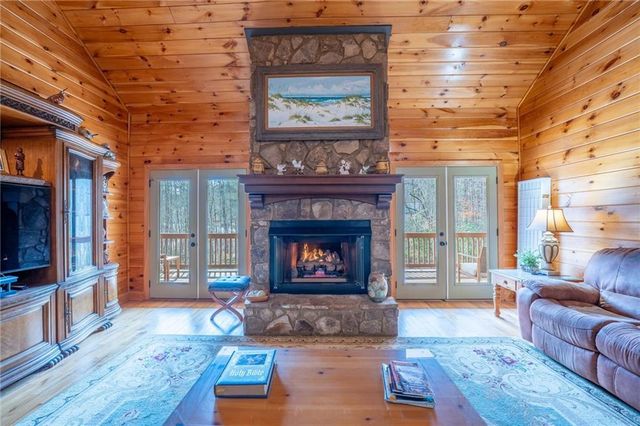 32 bern Vista, Cleveland, GA 30528