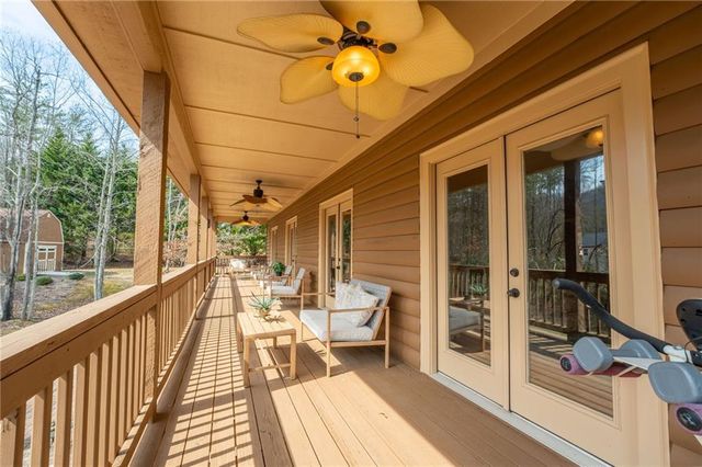 32 bern Vista, Cleveland, GA 30528