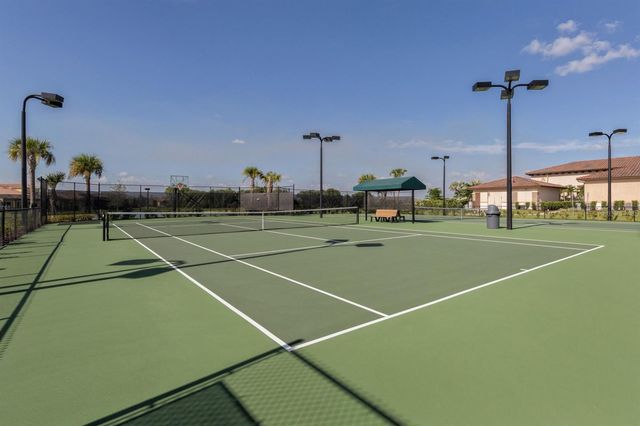 12490 CINQUETERRE DRIVE, Venice, FL 34293