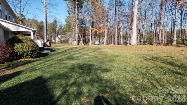 230 Hideaway Lane, Mooresville, NC 28117