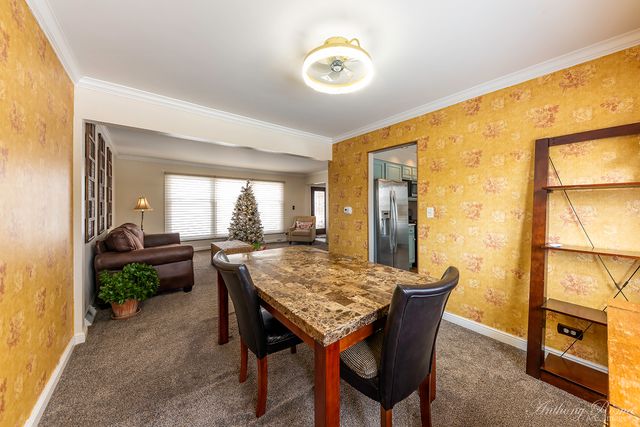 533 N Beck Road, Lindenhurst, IL 60046