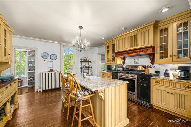 1301 South Batavia Avenue, Geneva, IL 60134
