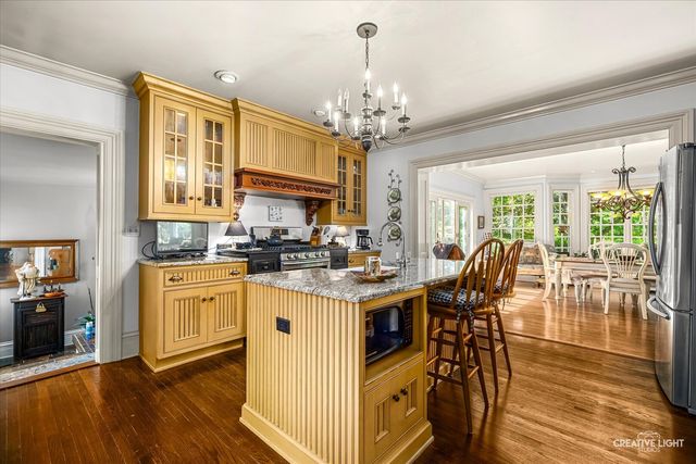 1301 South Batavia Avenue, Geneva, IL 60134
