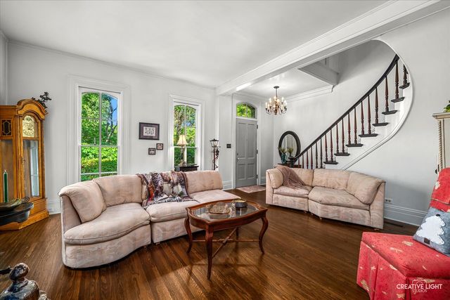 1301 South Batavia Avenue, Geneva, IL 60134