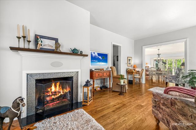 1301 South Batavia Avenue, Geneva, IL 60134