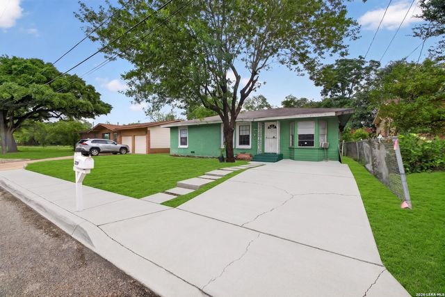 239 Nock, San Antonio, TX 78221