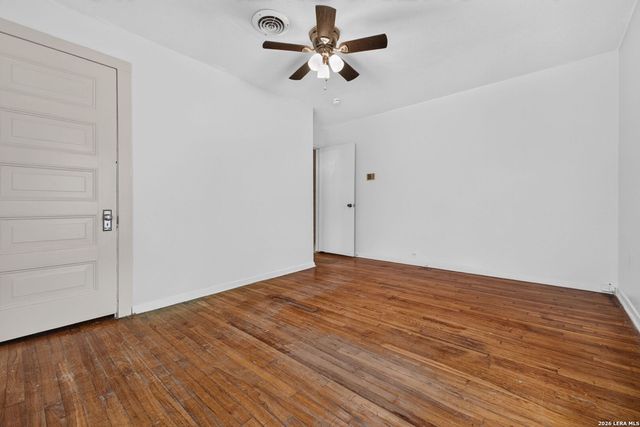 239 Nock, San Antonio, TX 78221