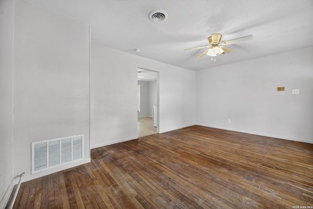 239 Nock, San Antonio, TX 78221
