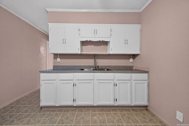 239 Nock, San Antonio, TX 78221