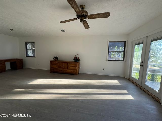 3832 SANDY SHORES Drive, Jacksonville, FL 32277