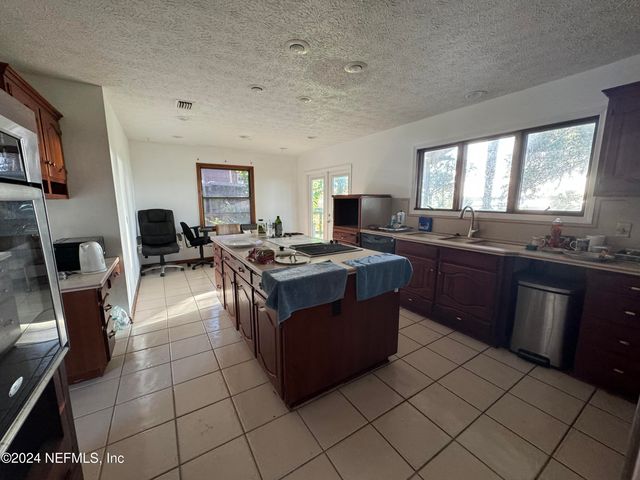 3832 SANDY SHORES Drive, Jacksonville, FL 32277
