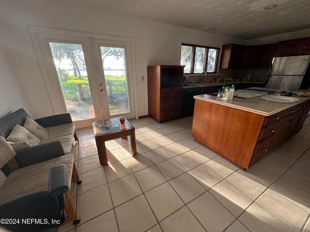 3832 SANDY SHORES Drive, Jacksonville, FL 32277