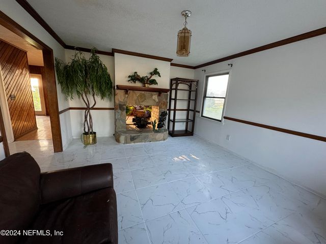 3832 SANDY SHORES Drive, Jacksonville, FL 32277