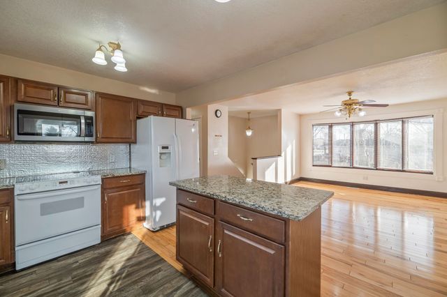 600 SE 28th Street, Des Moines, IA 50317