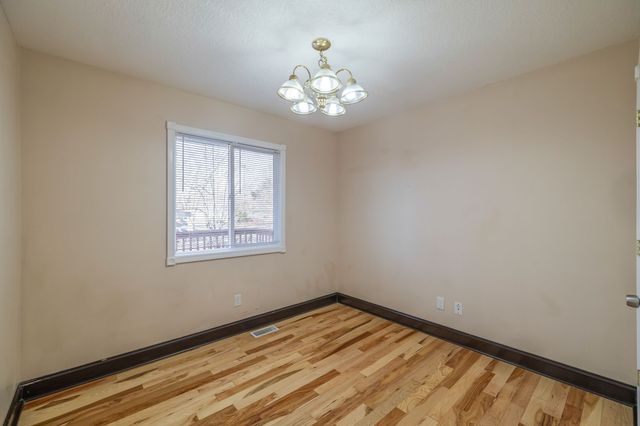 600 SE 28th Street, Des Moines, IA 50317