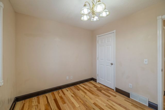 600 SE 28th Street, Des Moines, IA 50317