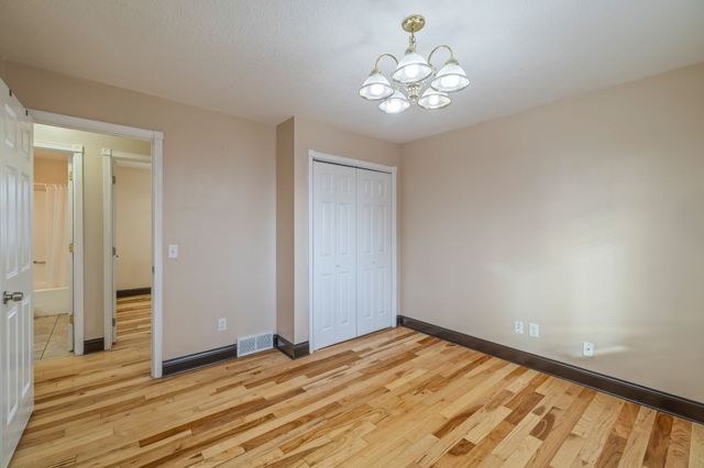 600 SE 28th Street, Des Moines, IA 50317