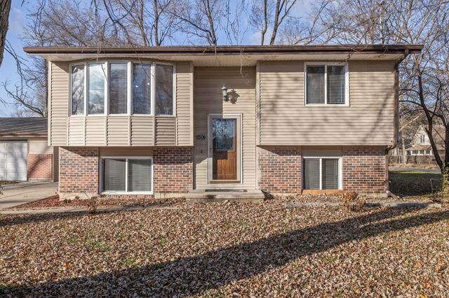600 SE 28th Street, Des Moines, IA 50317