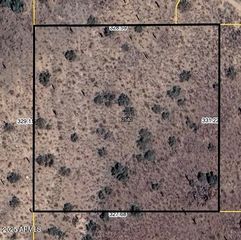 33 W CLOUD Road -, Phoenix, AZ 85086