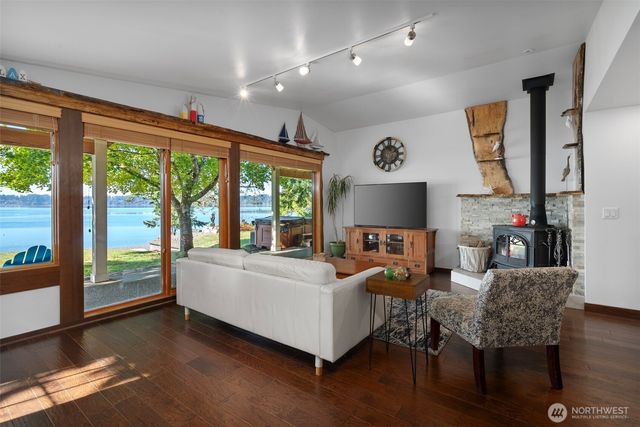 3834 85th Avenue NW, Olympia, WA 98502