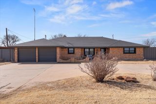 3718 S State Road, # 303, Sundown, TX 79372