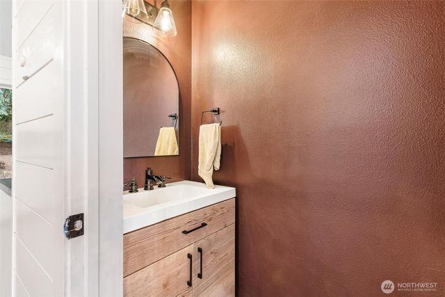 11518 Cedar Grove Street NW, Gig Harbor, WA 98329