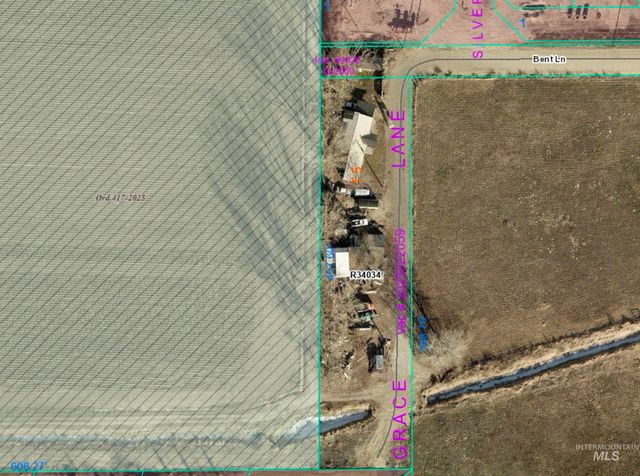 21577 Bent Ln, Star, ID 83669