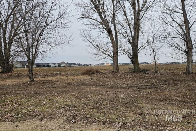 21577 Bent Ln, Star, ID 83669